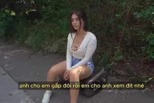 em gái ngây thơ